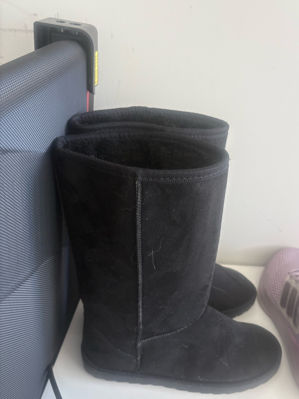 Classic Black Women's Winter Boots - Suede Plush Lining